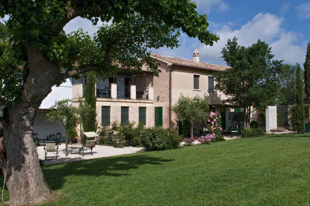Vigna Sant' Amico Country House Морро-д'Альба Экстерьер фото